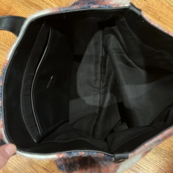 Urban Outfitters Wool Everyday Tote Bag Plaid - Picture 4 of 6